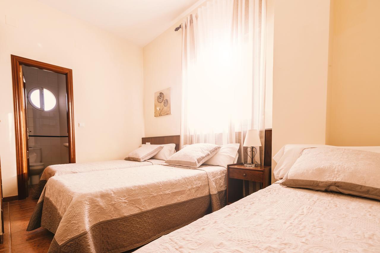 Hostal La Laguna Villanueva del Rey  Exteriér fotografie