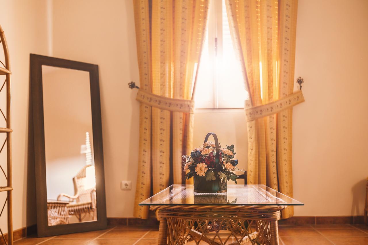 Hostal La Laguna Villanueva del Rey  Exteriér fotografie